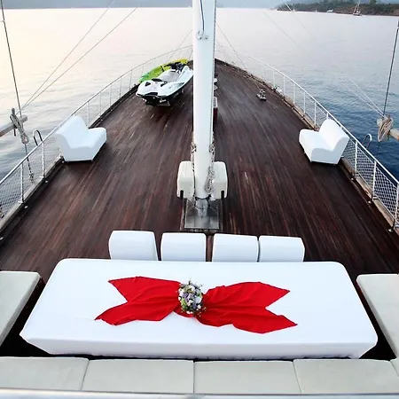 Botel Fortuna 2 Fethiye